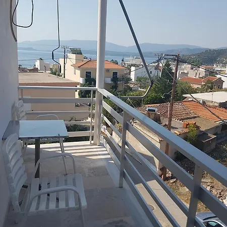 Pansion Marousa Méthana Exterior foto