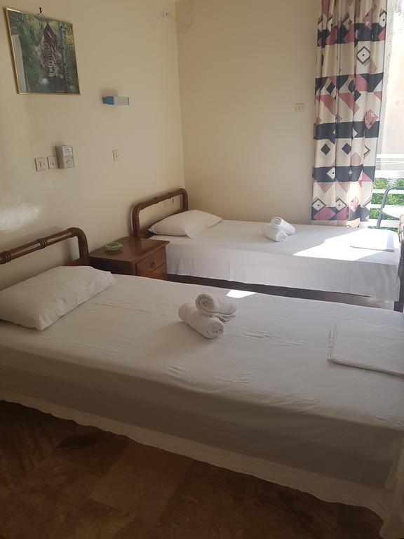 Apartment Pansion Marousa *