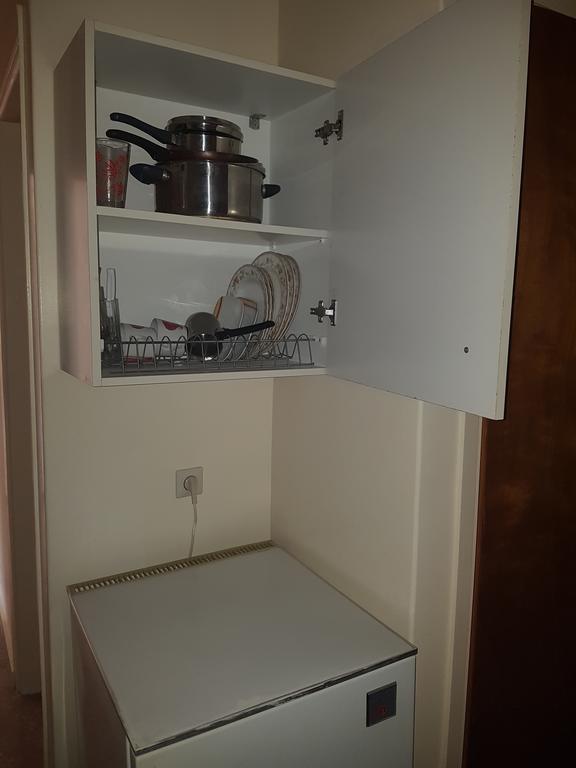 Pansion Marousa Apartment Méthana